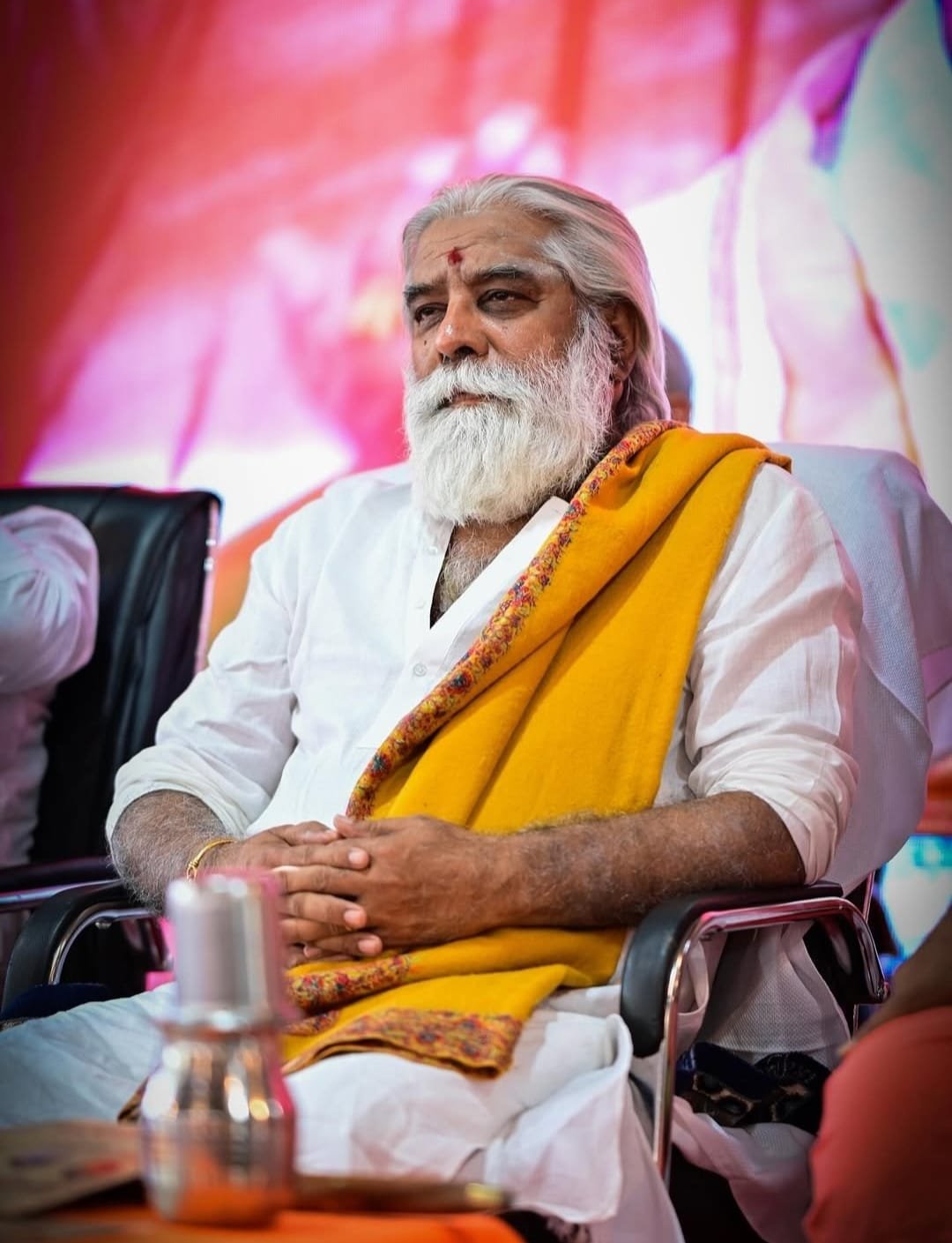 guru sitting